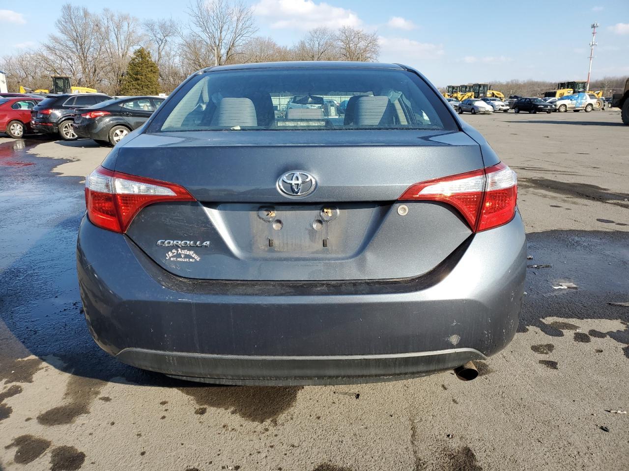 2014 TOYOTA COROLLA L - Image 6