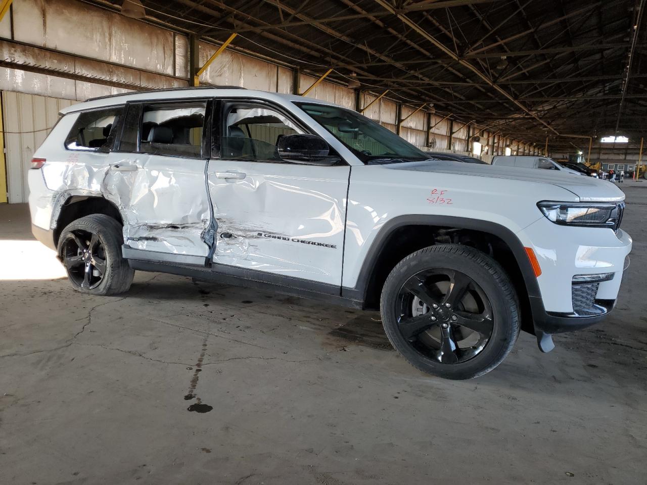 2024 JEEP GRAND CHER - Image 4
