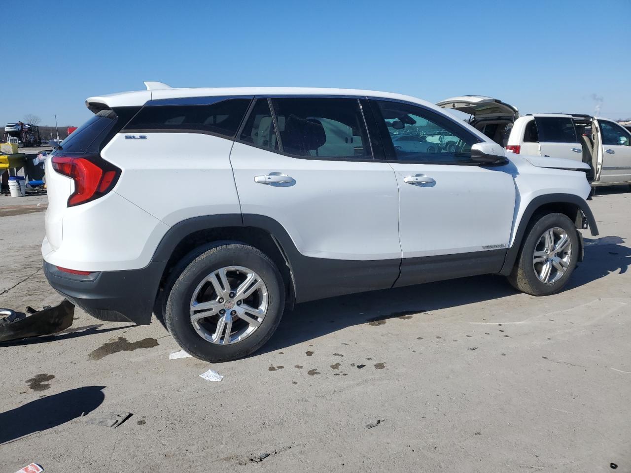 2018 GMC TERRAIN SL - Image 3
