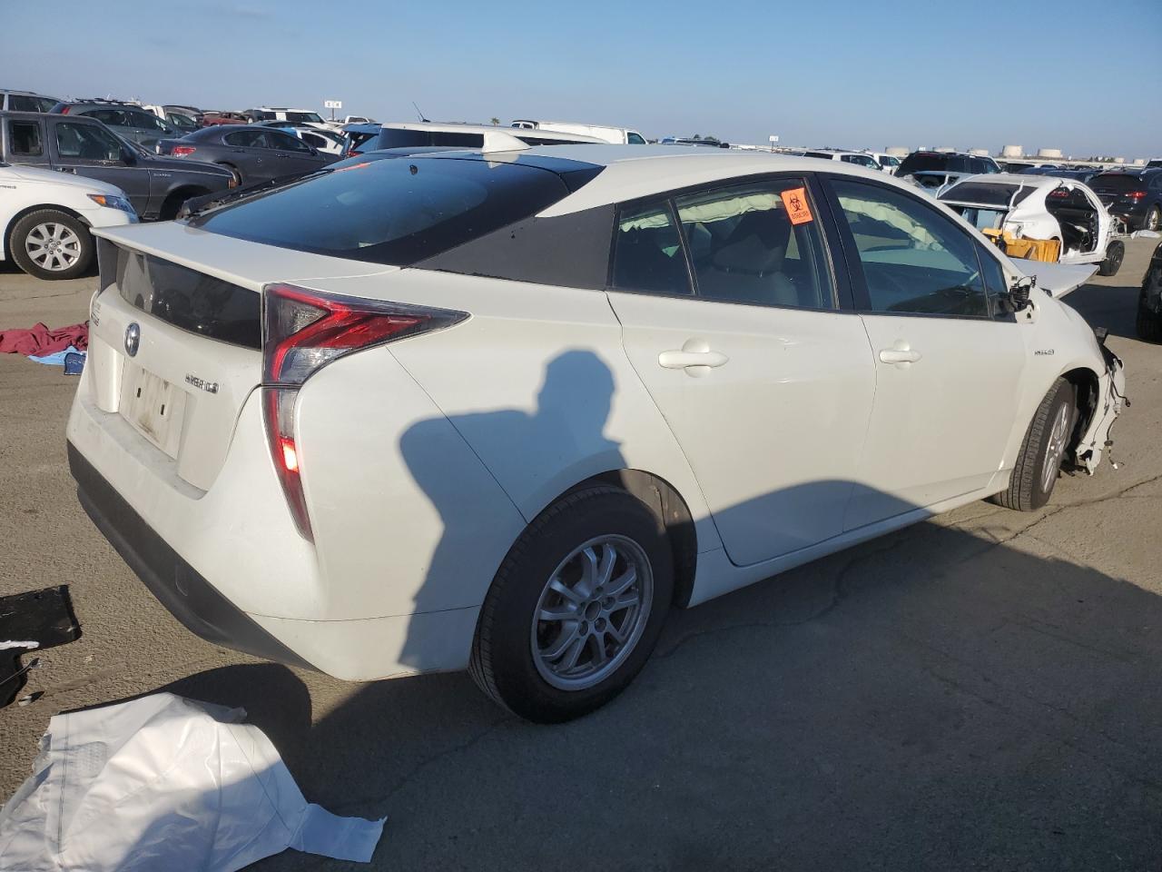 2016 TOYOTA PRIUS - Фото 3