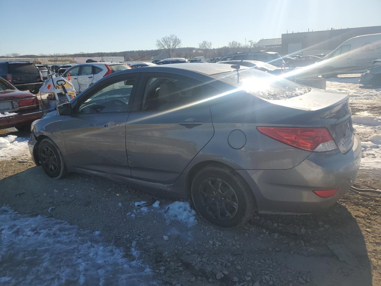 2014 HYUNDAI ACCENT GLS - Фото 2