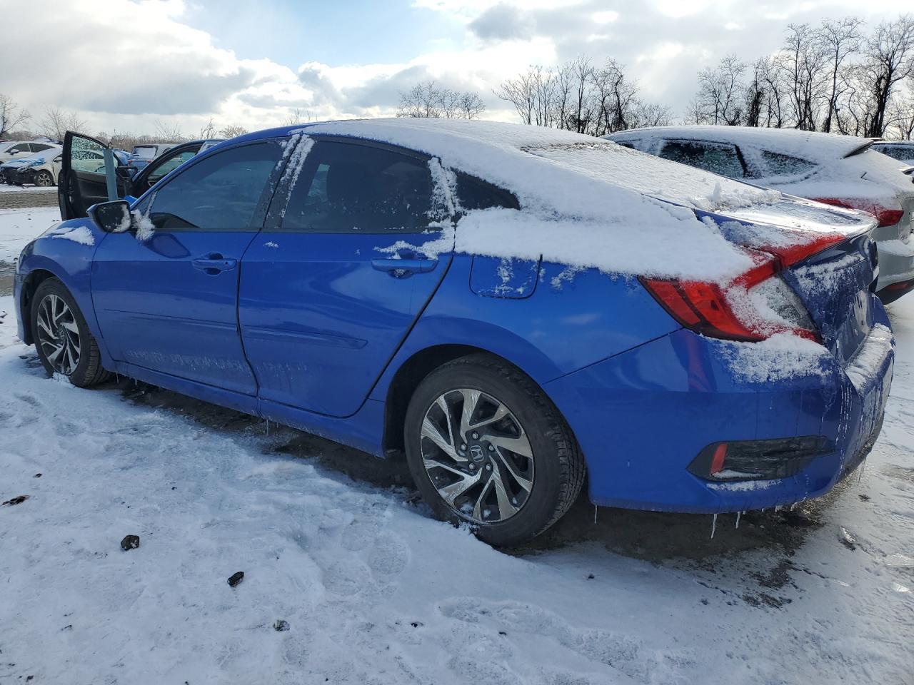 2017 HONDA CIVIC LX - Фото 2