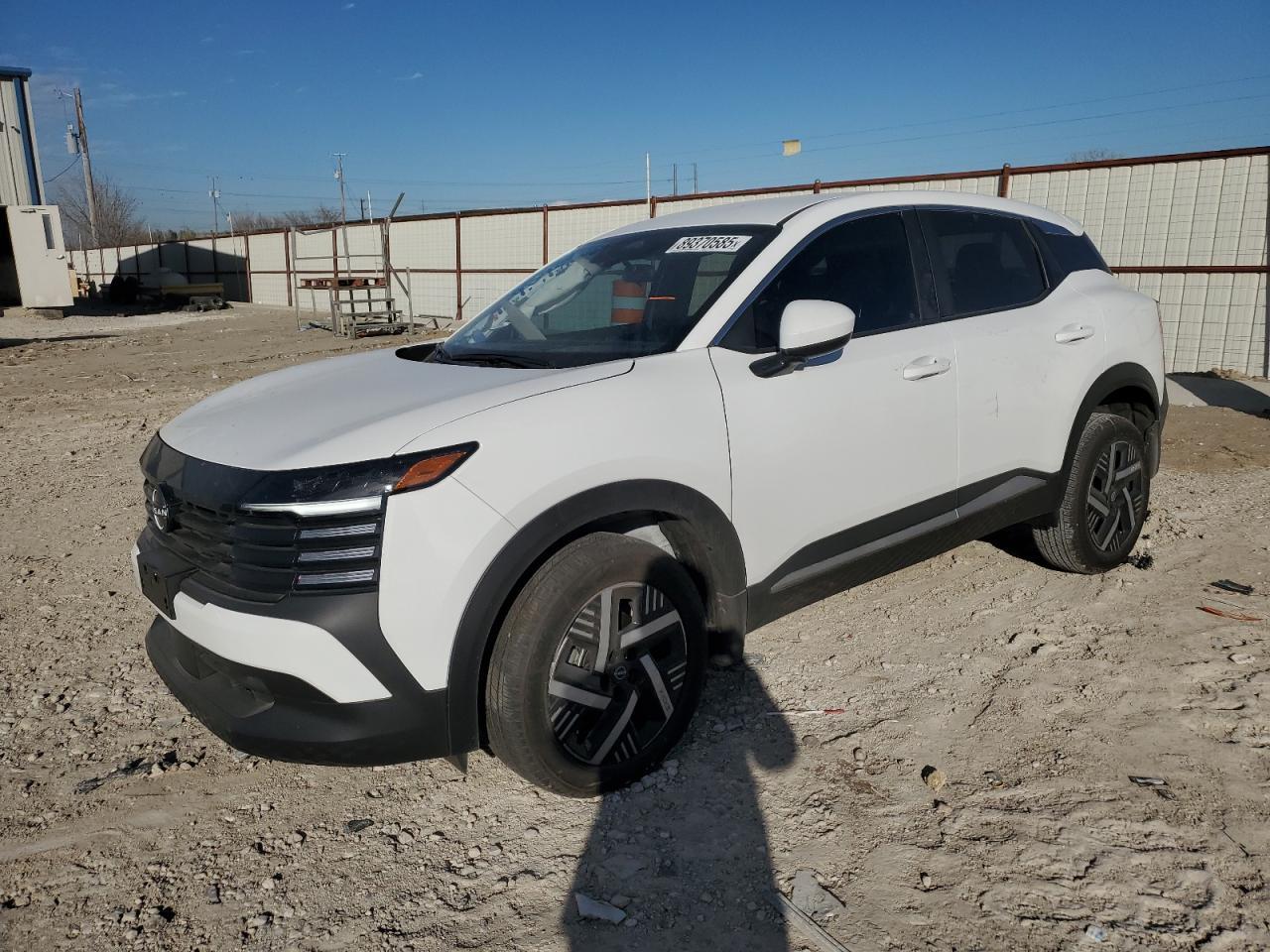 2025 NISSAN KICKS SV