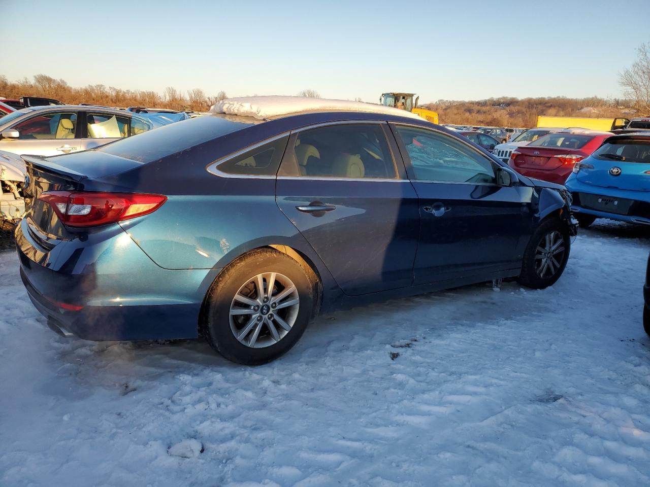 2017 HYUNDAI SONATA SE - Фото 3