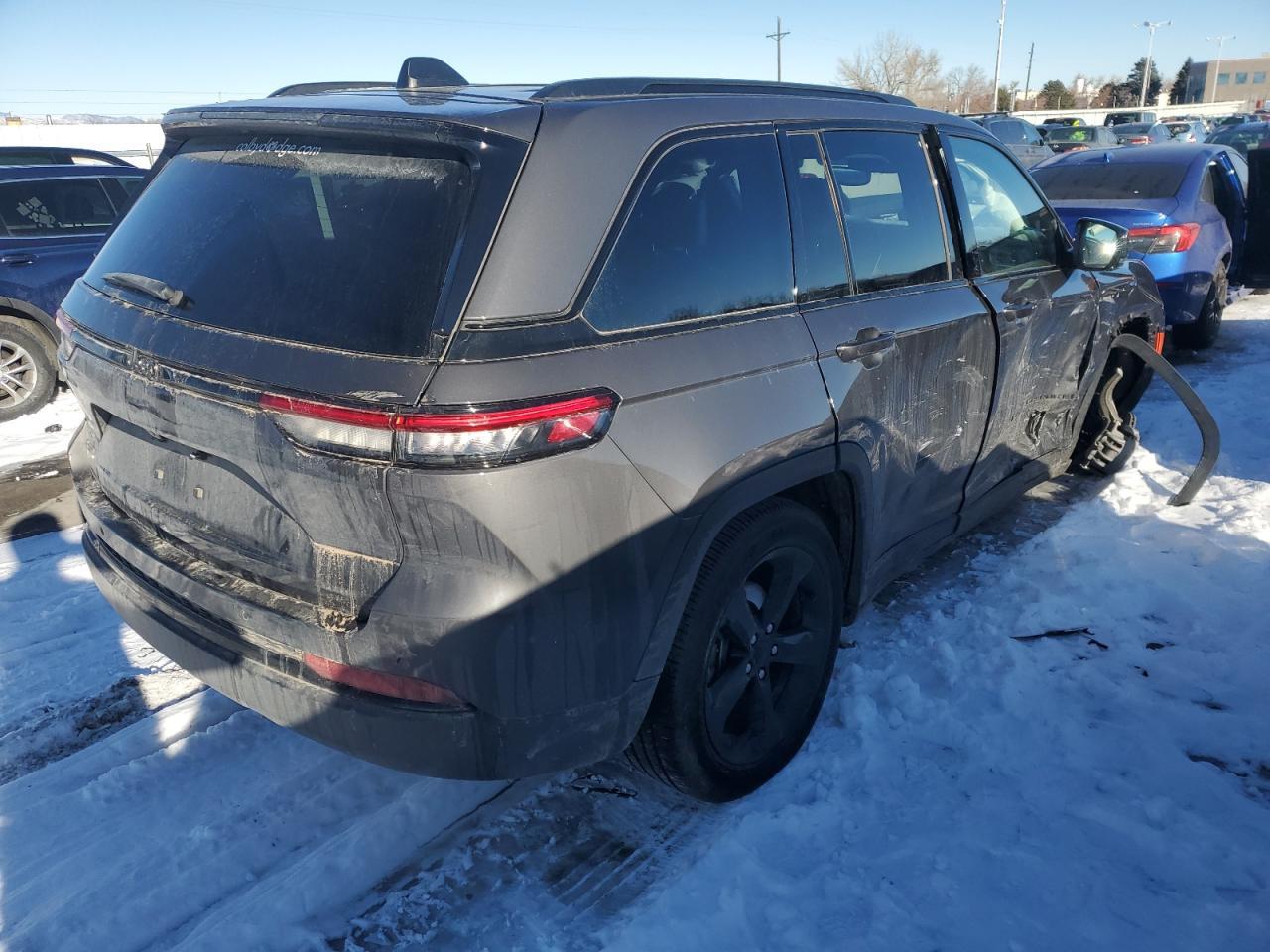 2024 JEEP GRAND CHER - Image 3