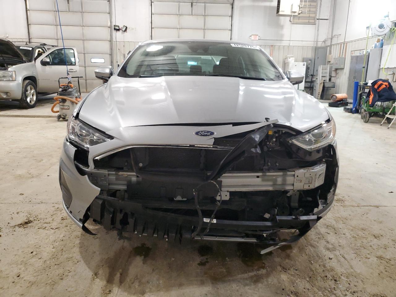 2020 FORD FUSION SE - Фото 5