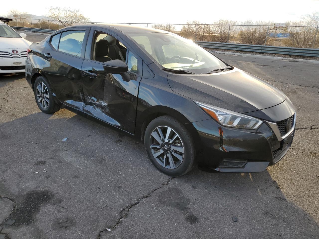 2021 NISSAN VERSA SV - Image 4
