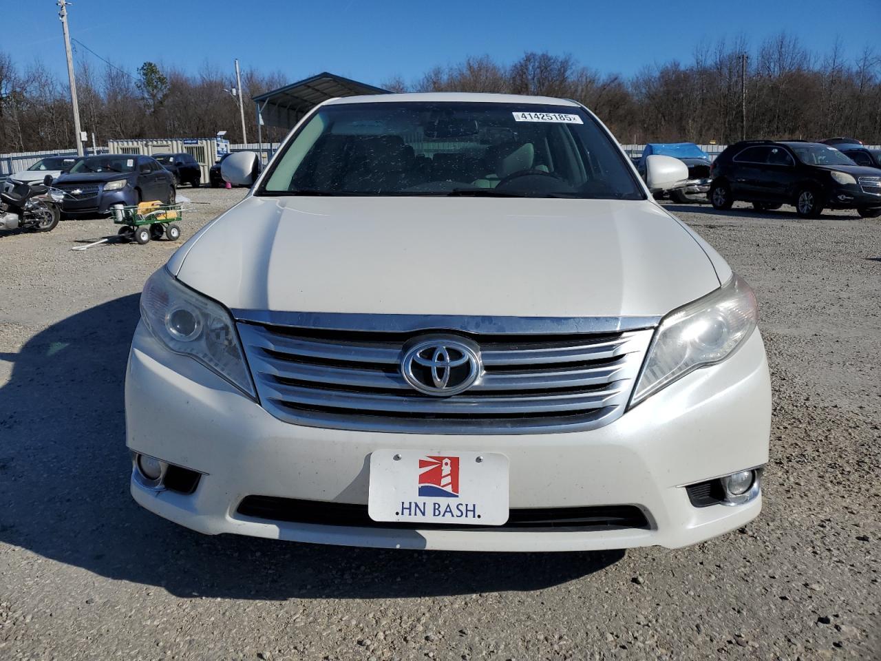 2011 TOYOTA AVALON BAS - Image 5