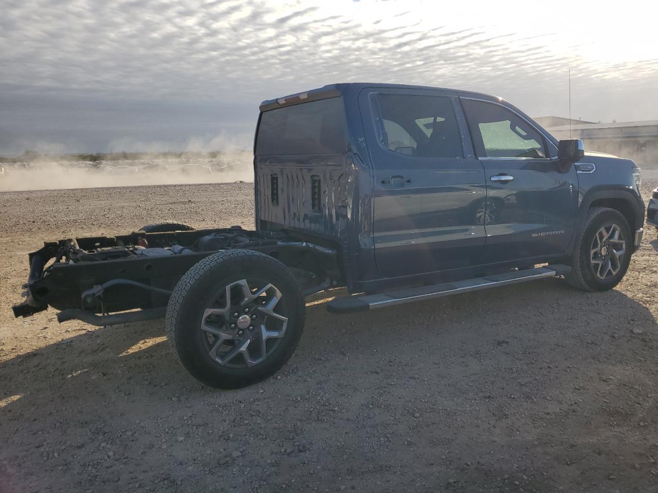 2024 GMC SIERRA K15 - Image 3