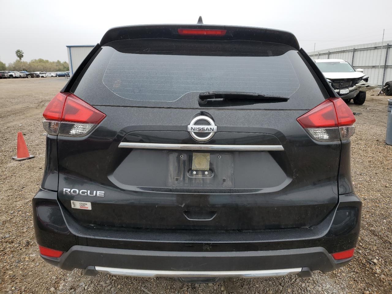 2017 NISSAN ROGUE S - Image 6