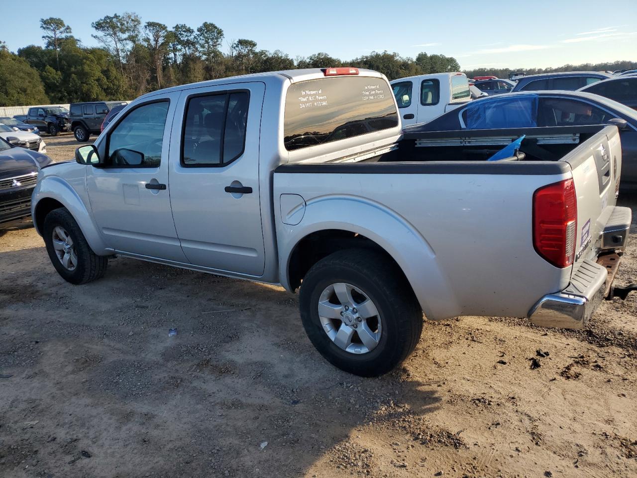 2012 NISSAN FRONTIER S - Фото 2