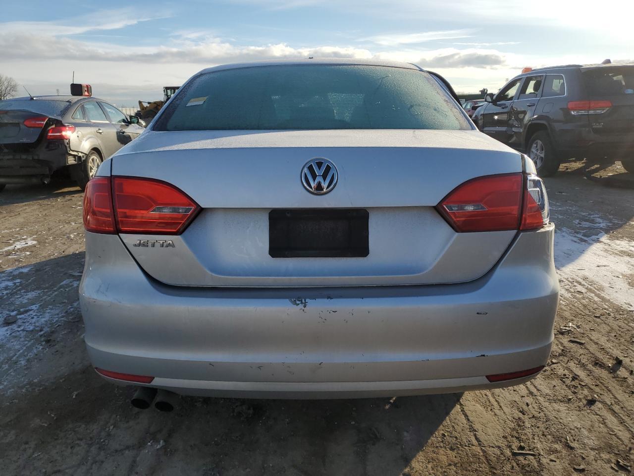 2013 VOLKSWAGEN JETTA BASE - Фото 6
