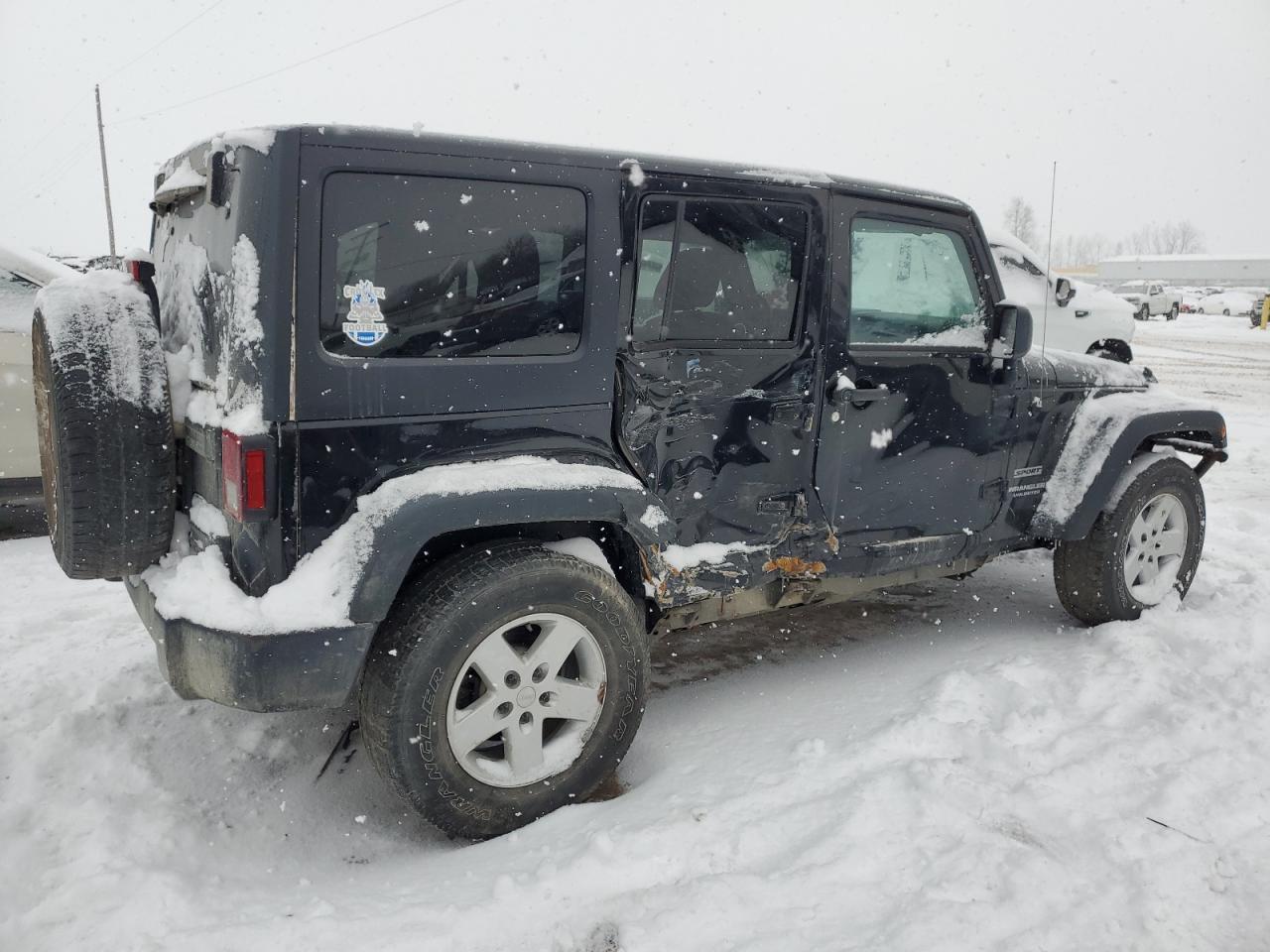 2017 JEEP WRANGLER U - Image 3