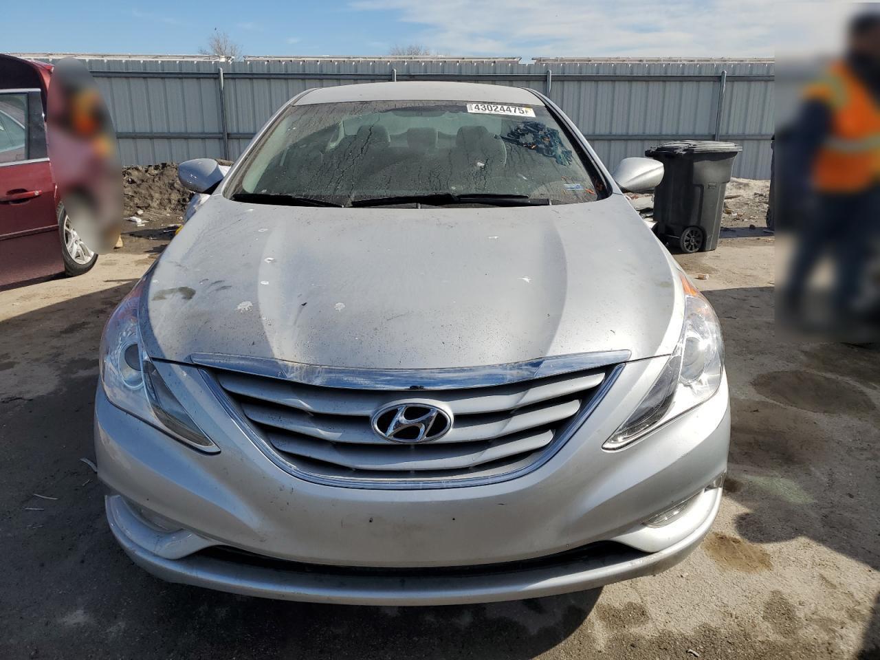 2013 HYUNDAI SONATA GLS - Image 5