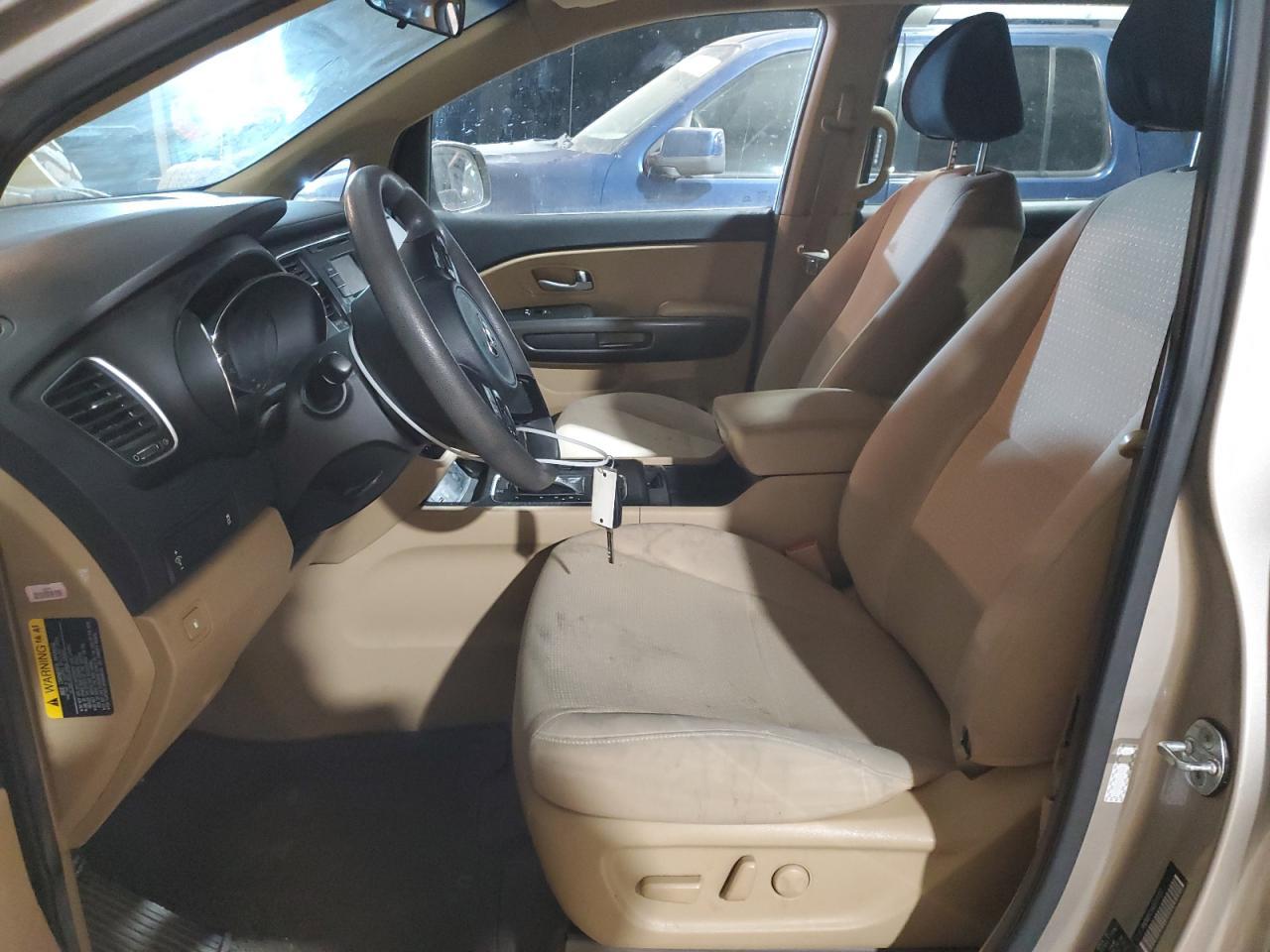 2016 KIA SEDONA LX - Фото 7