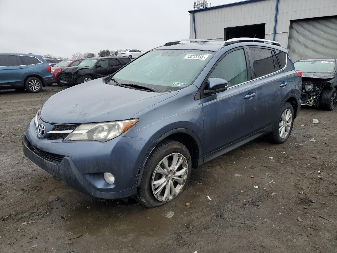 2014 TOYOTA RAV4 LIMIT