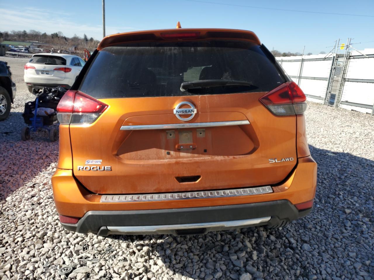 2018 NISSAN ROGUE S - Image 6