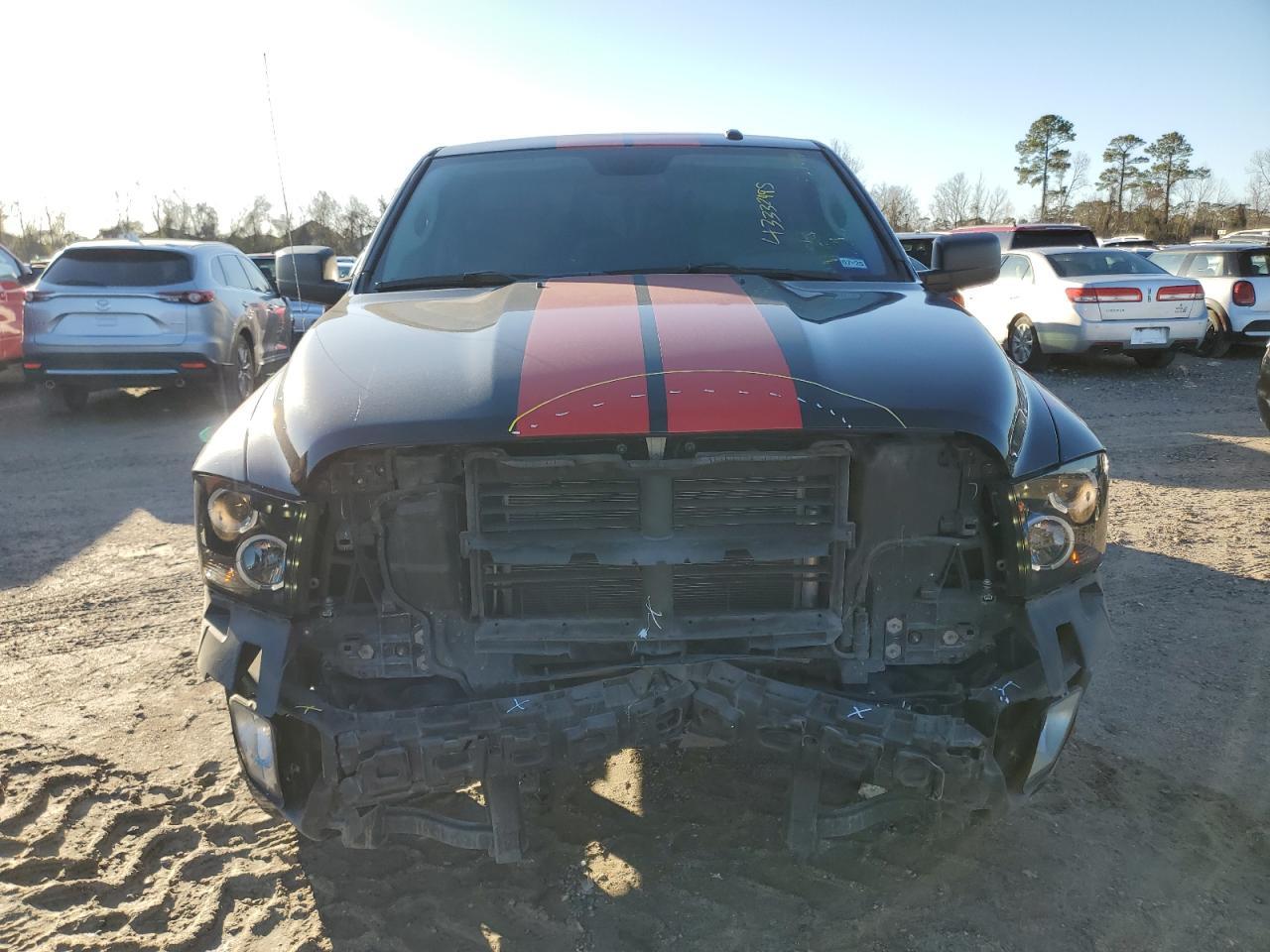 2017 RAM 1500 ST - Image 5