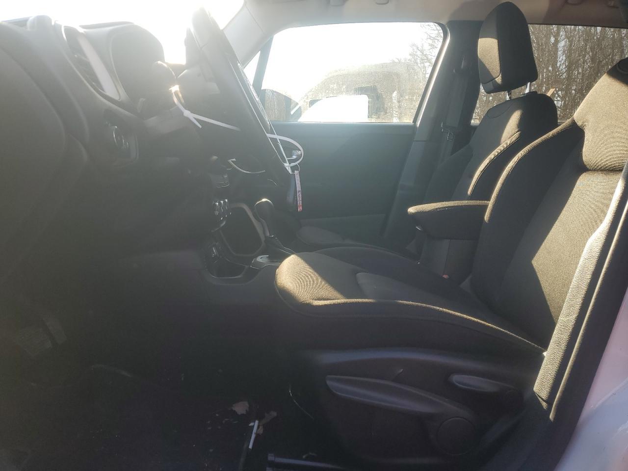2017 JEEP RENEGADE L - Фото 7