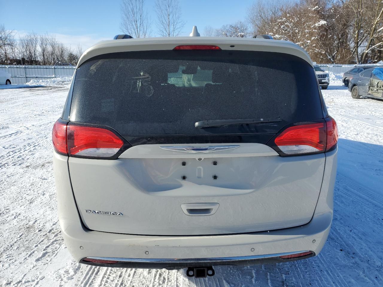 2017 CHRYSLER PACIFICA T - Фото 6
