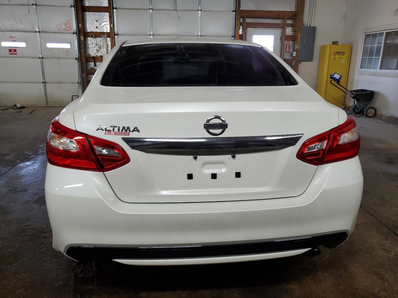 2017 NISSAN ALTIMA 2.5 - Фото 6