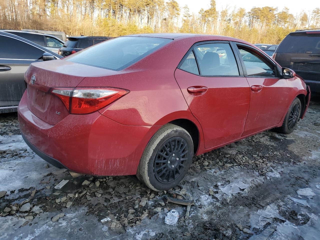 2015 TOYOTA COROLLA L - Фото 3