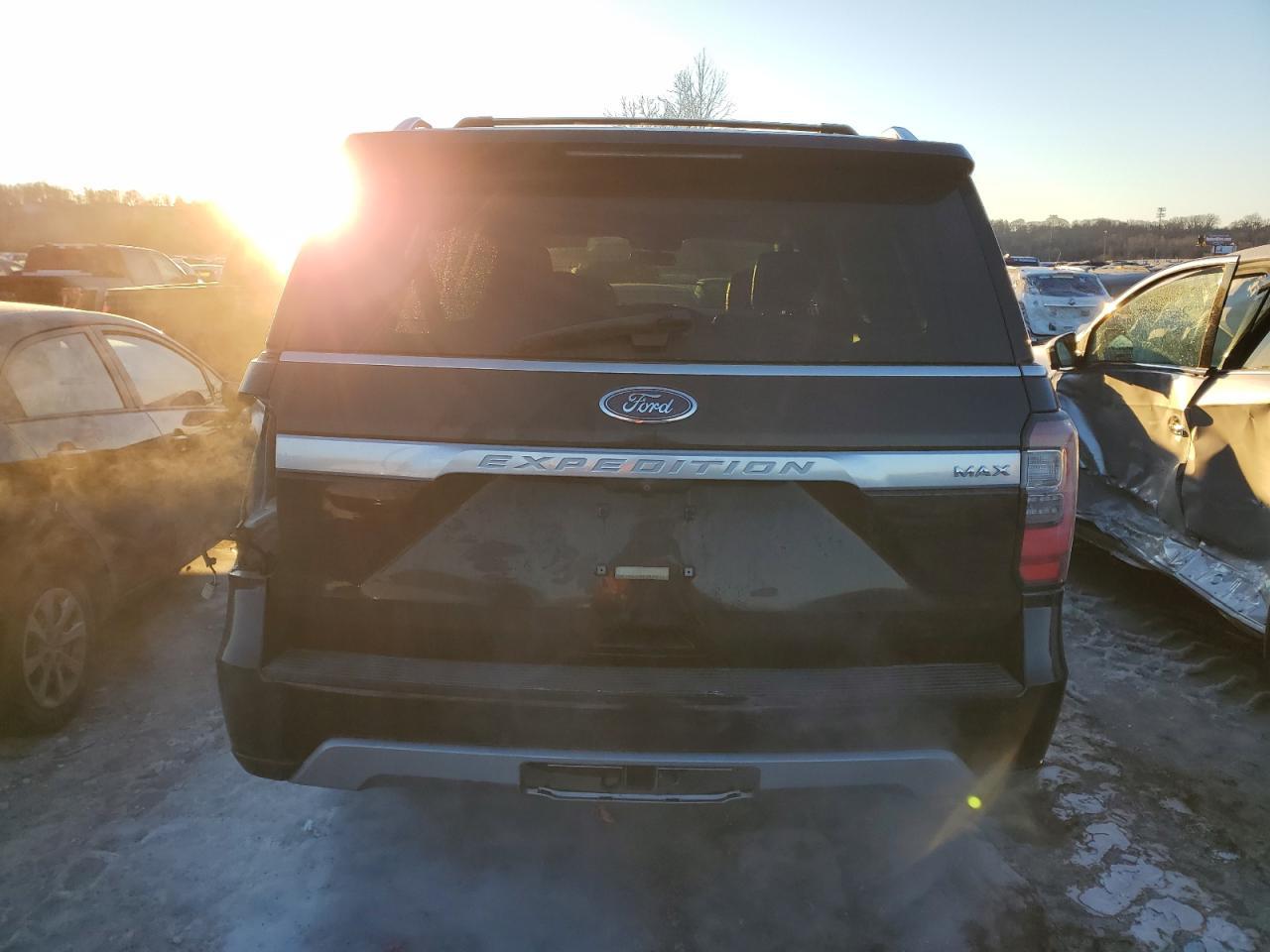 2019 FORD EXPEDITION - Фото 6