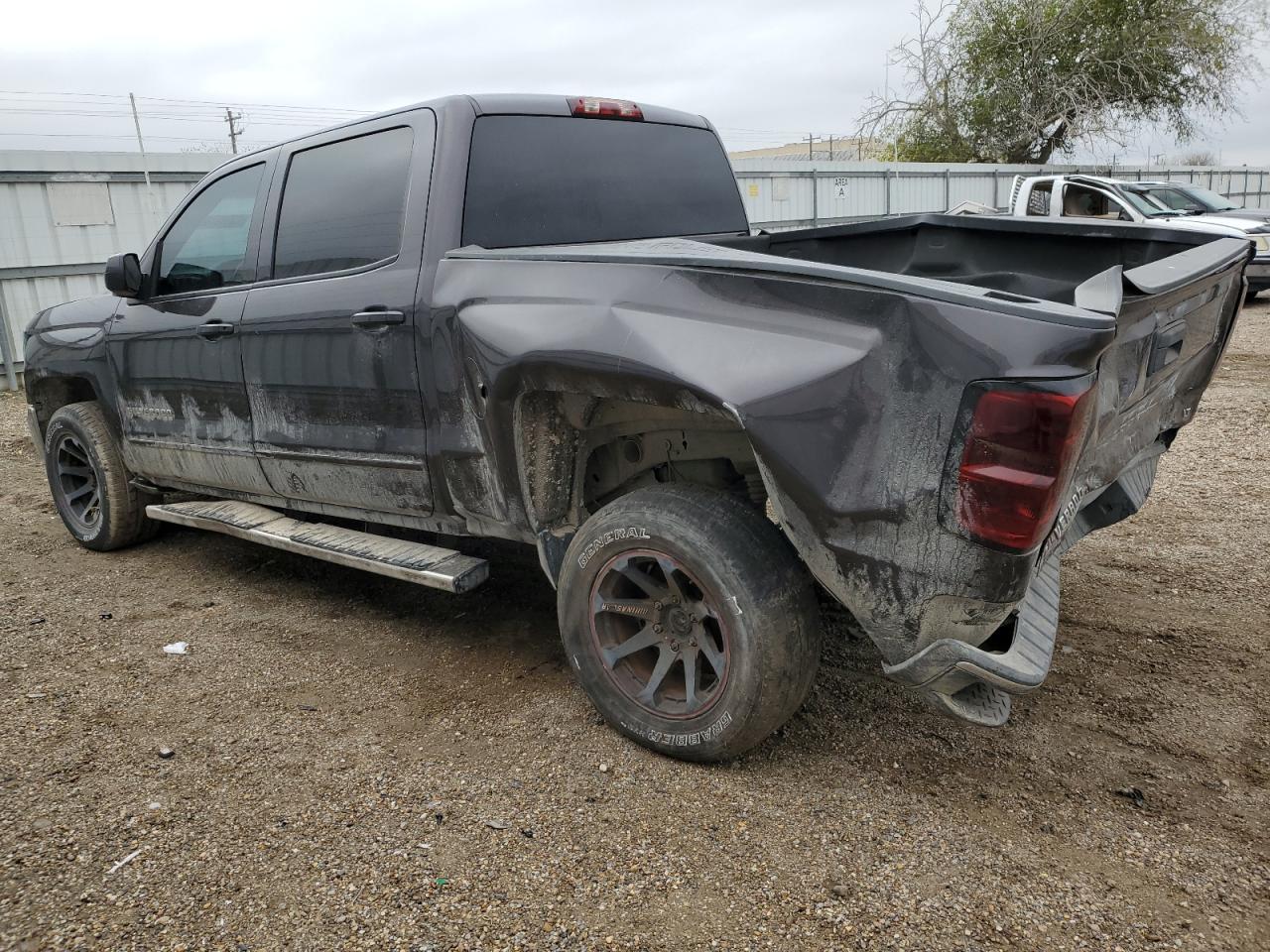 2016 CHEVROLET SILVERADO - Image 2