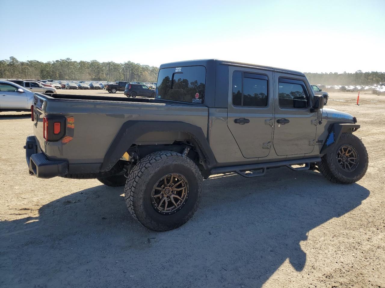 2020 JEEP GLADIATOR - Image 3