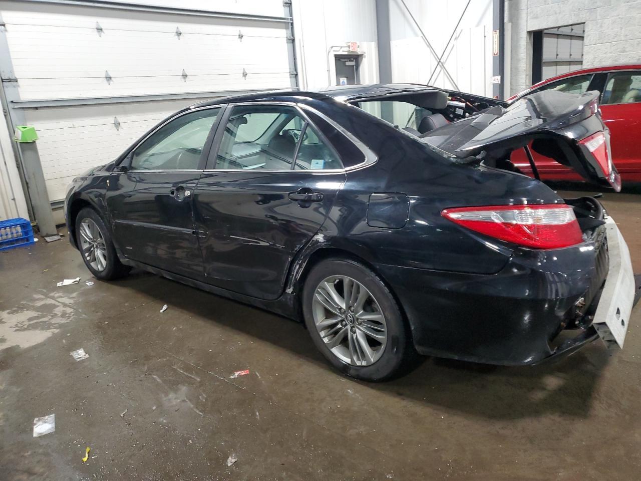 2016 TOYOTA CAMRY LE - Image 2