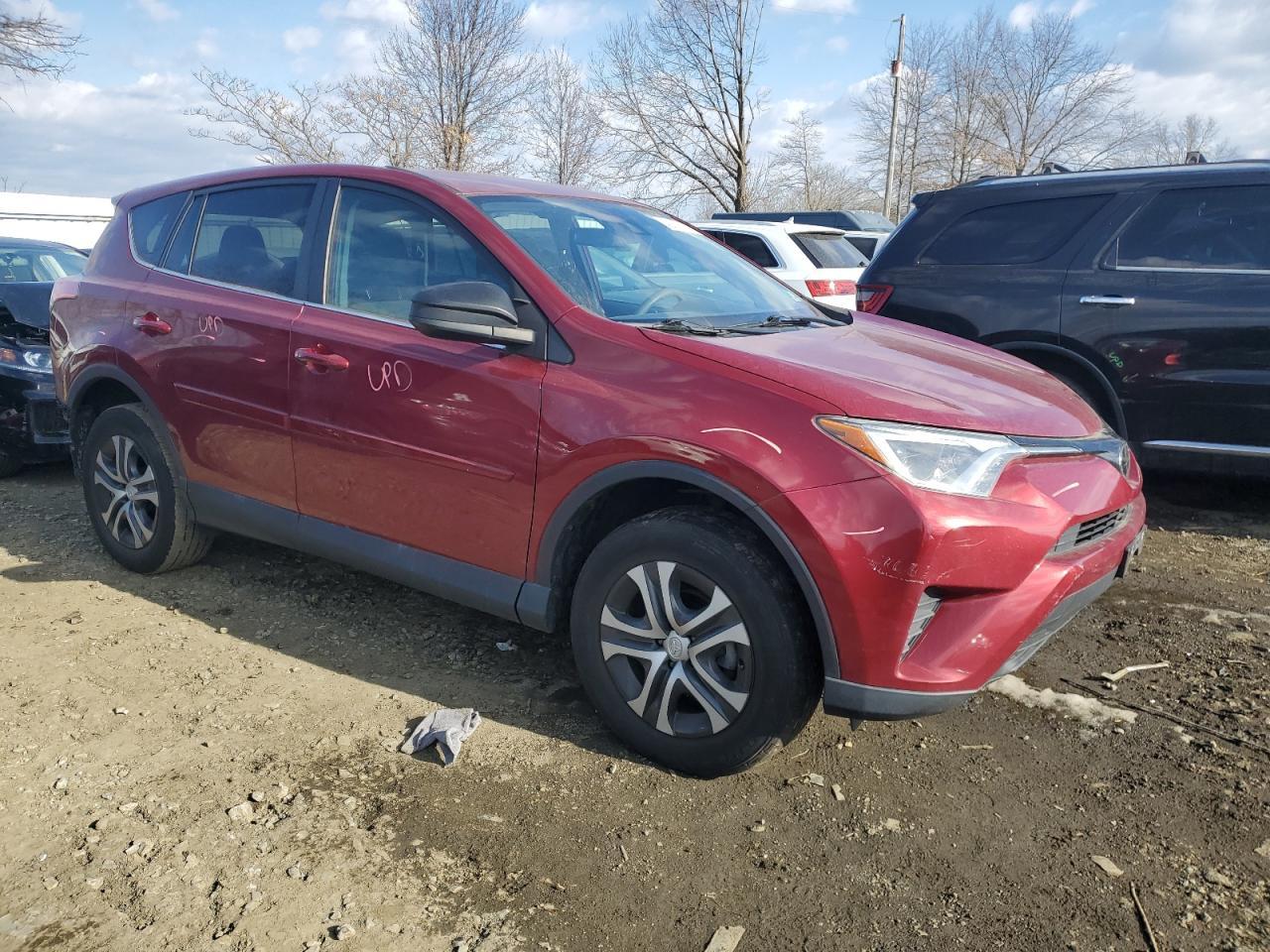 2018 TOYOTA RAV4 LE - Фото 4