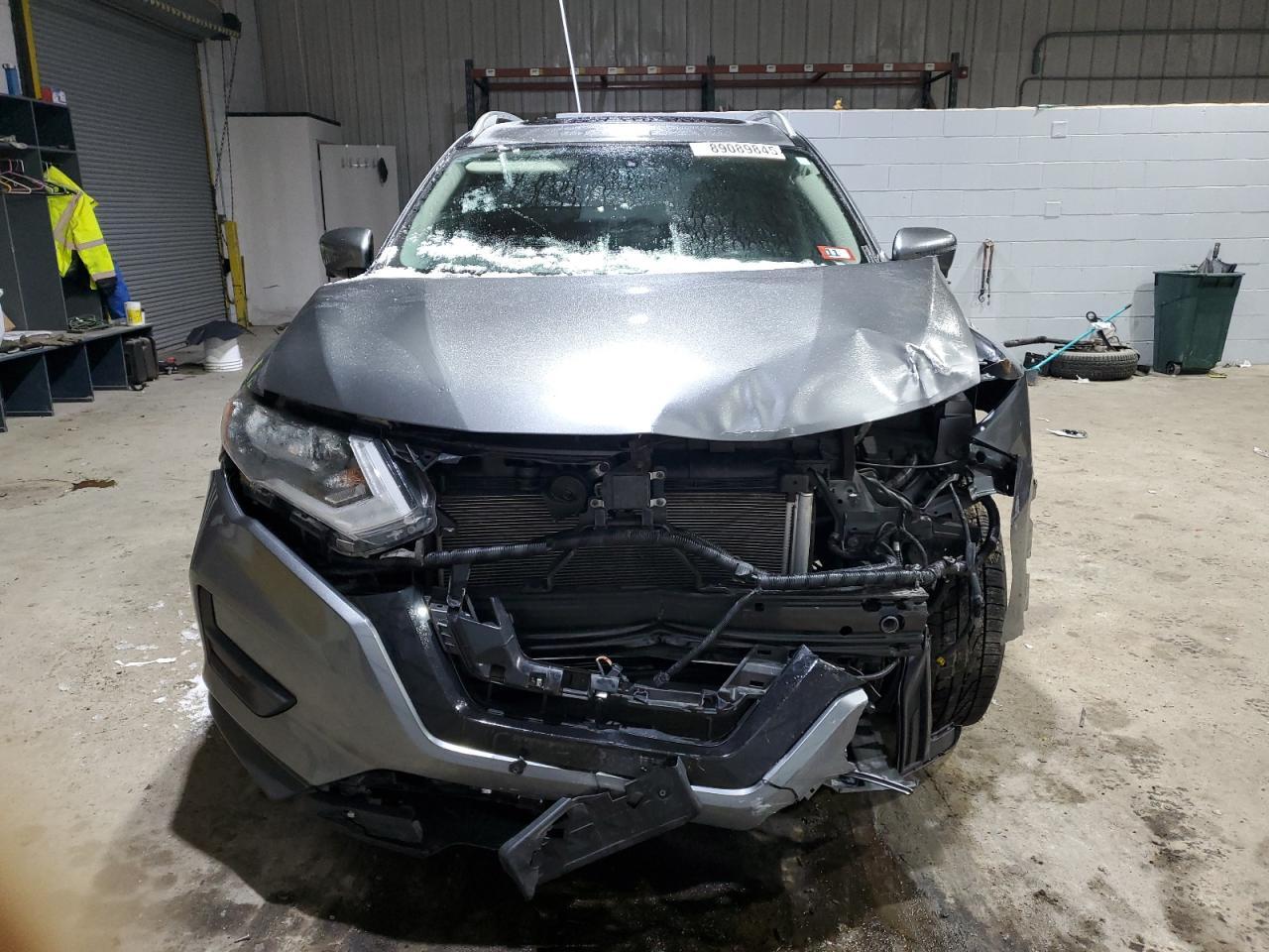2018 NISSAN ROGUE S - Фото 5