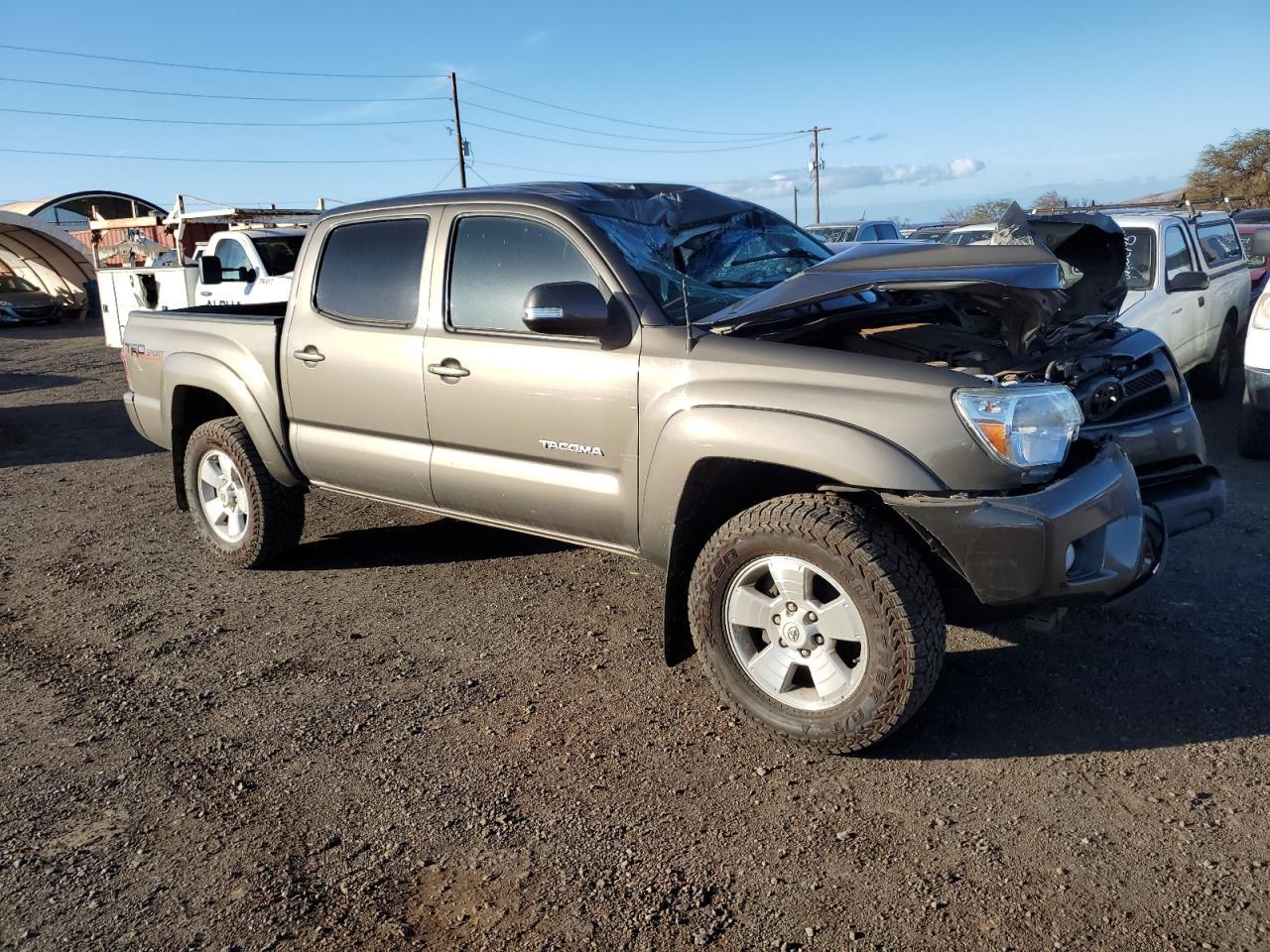 2014 TOYOTA TACOMA DOU - Image 4