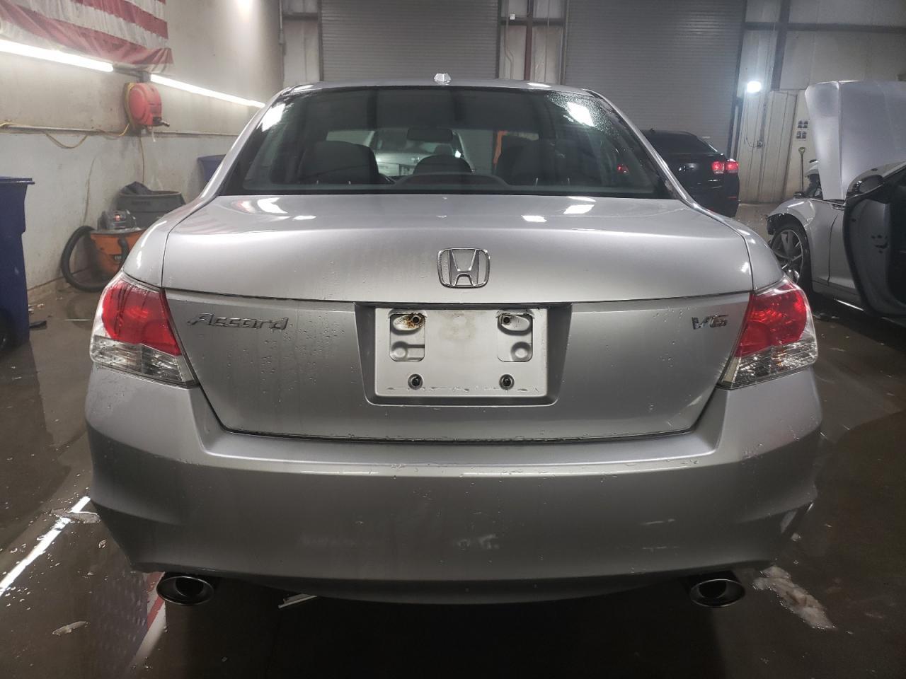 2010 HONDA ACCORD EXL - Image 6