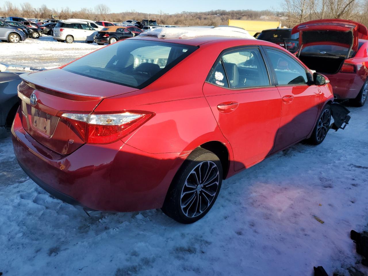 2015 TOYOTA COROLLA L - Фото 3