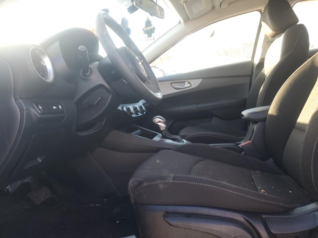 2020 KIA FORTE FE - Image 7