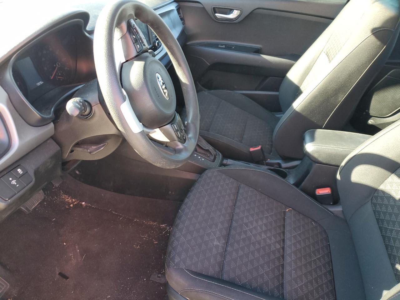 2020 KIA RIO LX - Фото 7