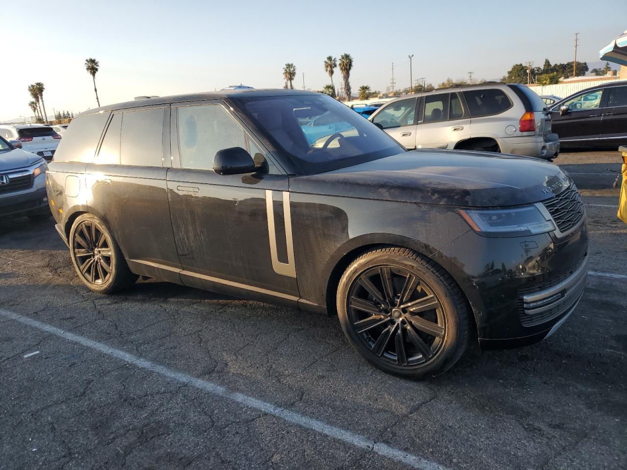 2023 LAND ROVER RANGE ROVE - Image 4
