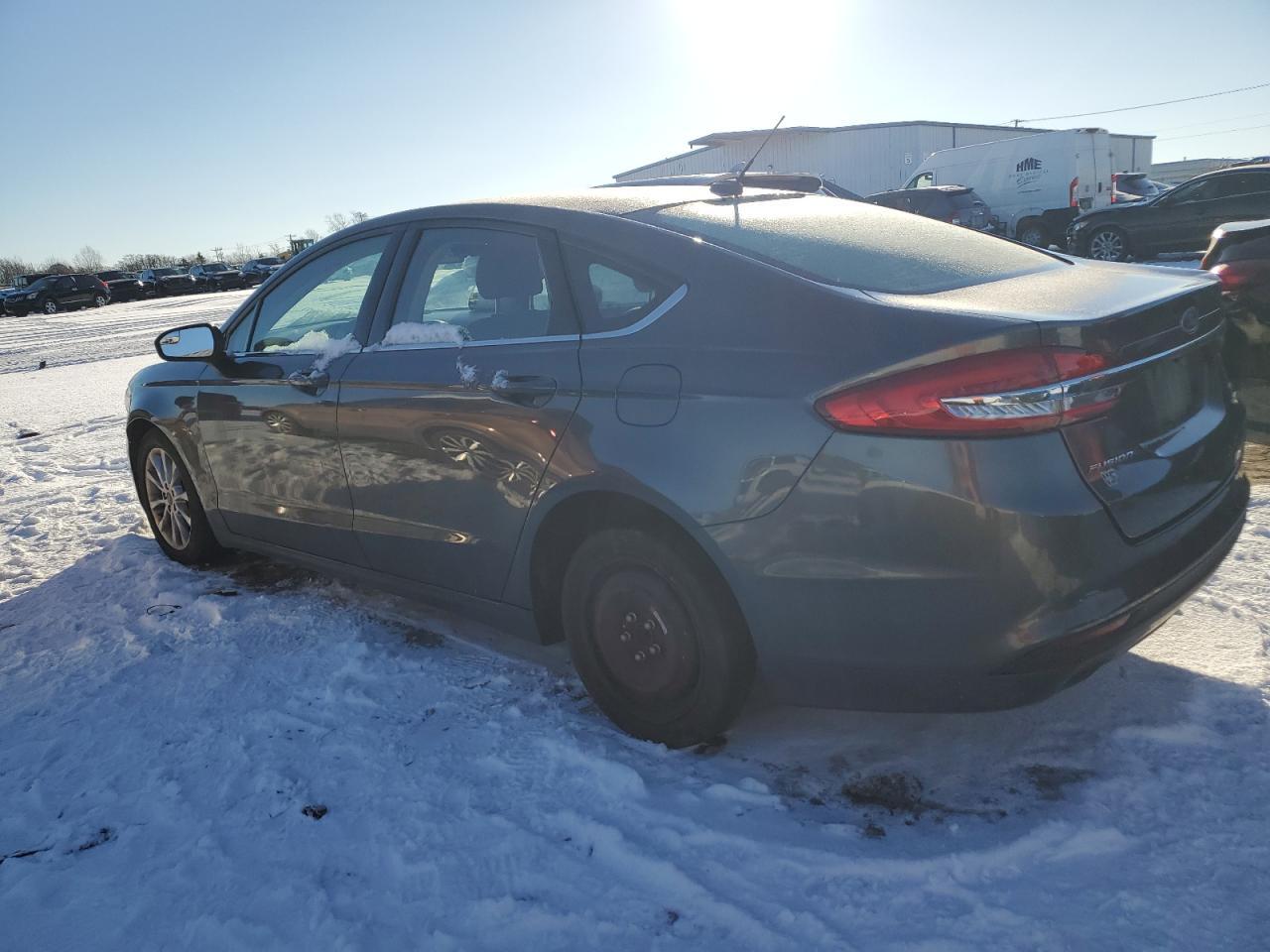 2017 FORD FUSION SE - Image 2