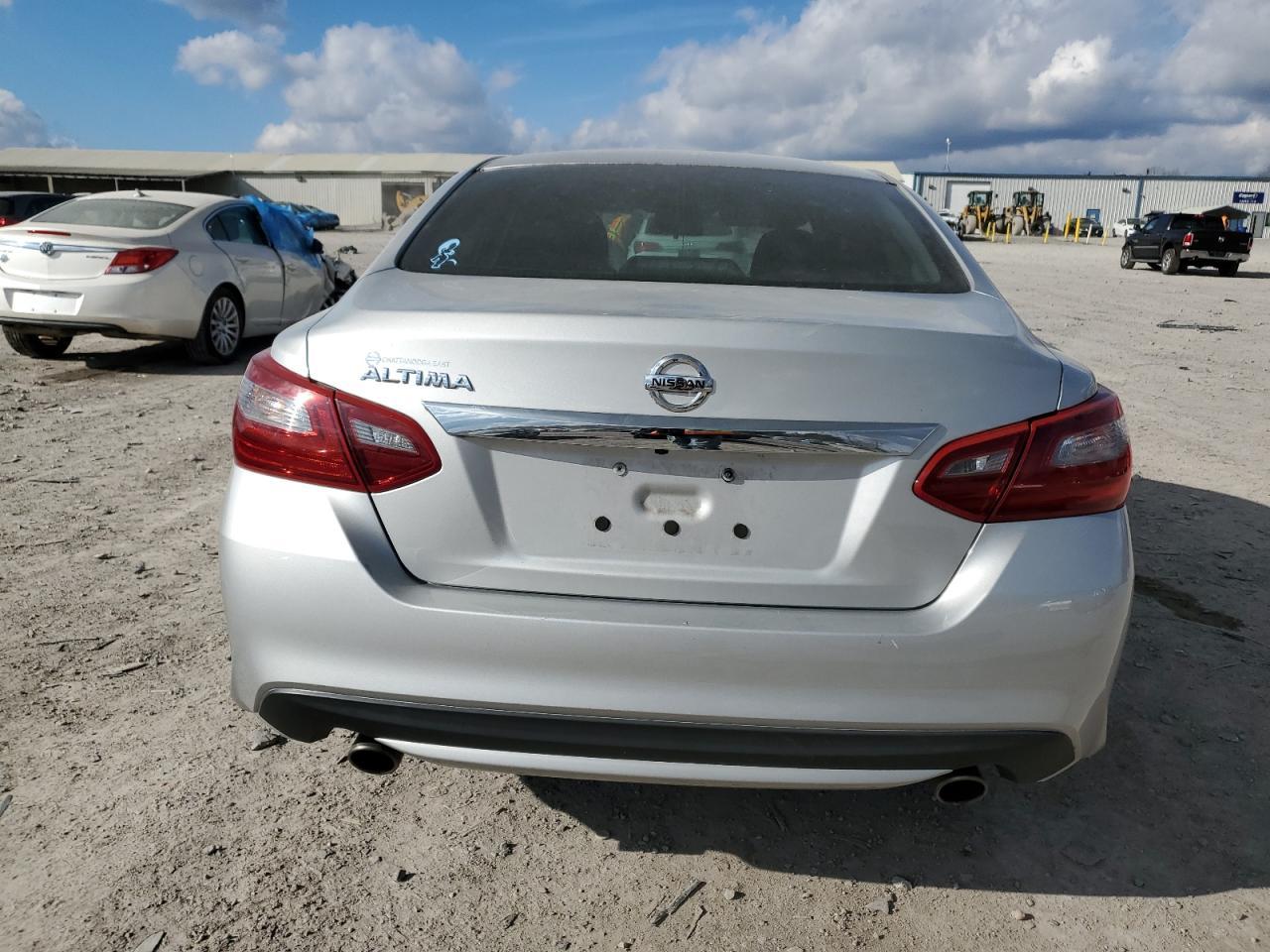 2018 NISSAN ALTIMA 2.5 - Фото 6