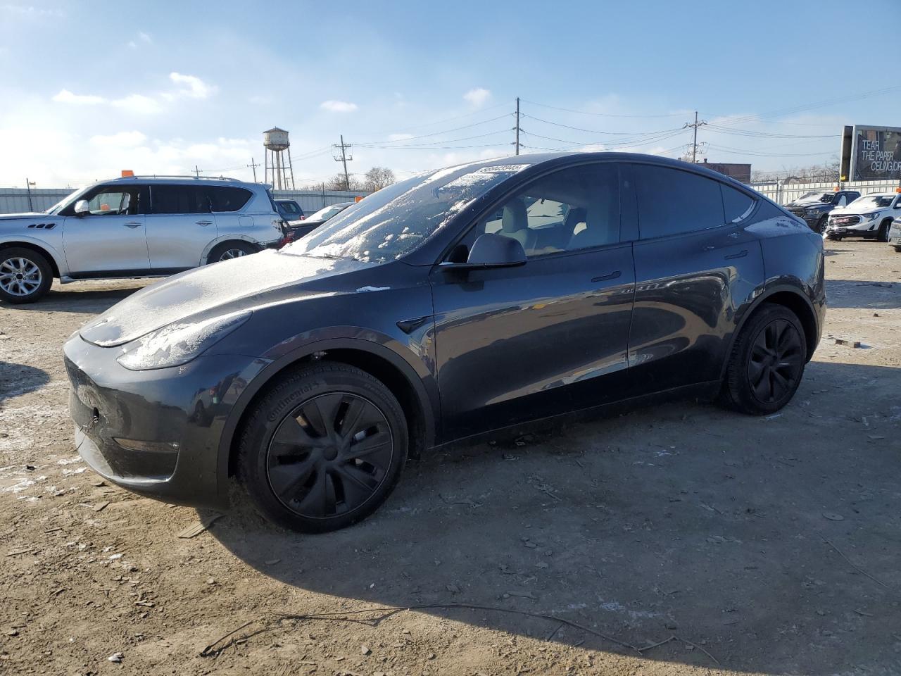 2024 TESLA MODEL Y