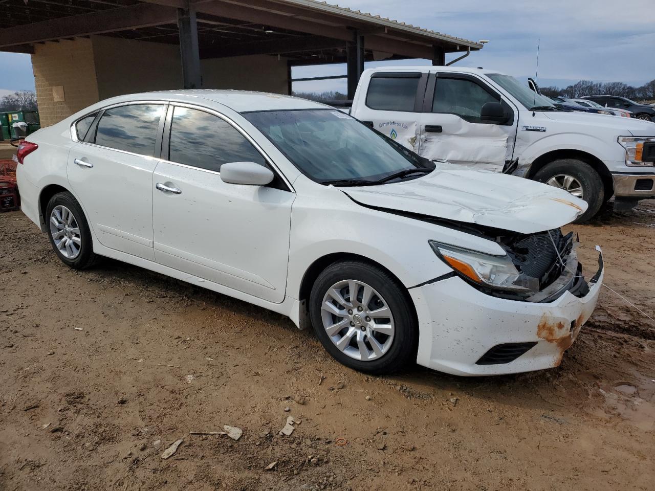2017 NISSAN ALTIMA 2.5 - Image 4