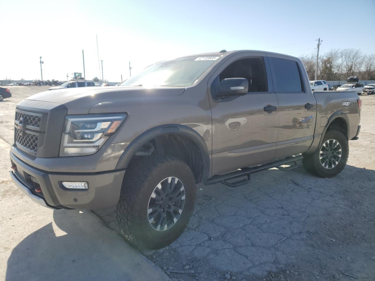2021 NISSAN TITAN SV