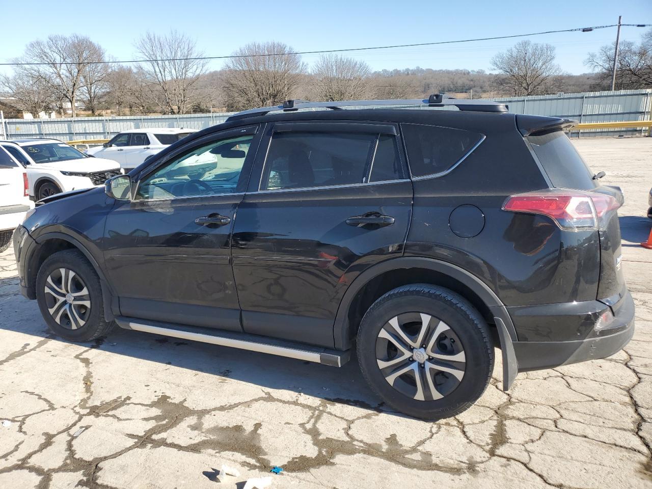 2018 TOYOTA RAV4 LE - Image 2