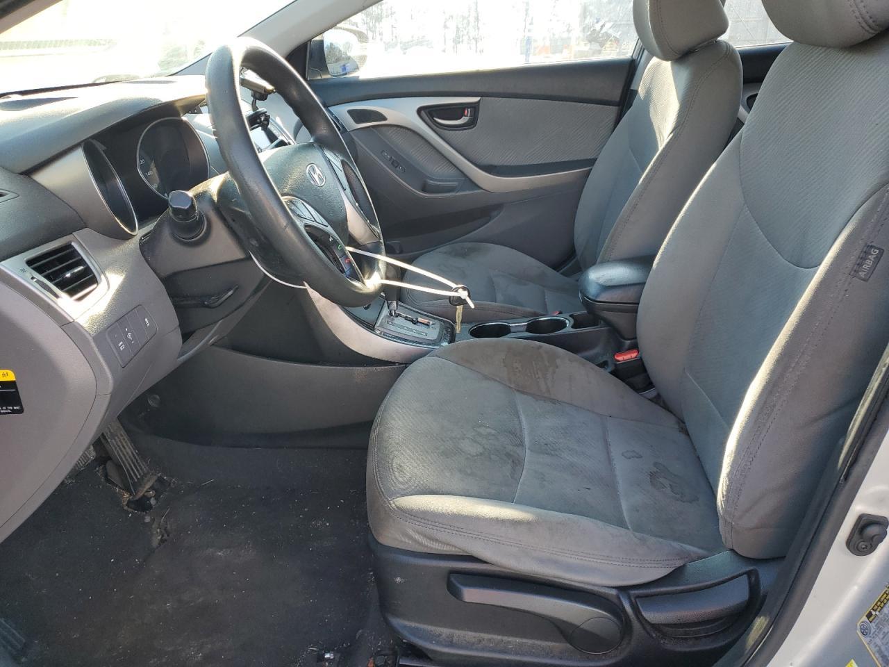 2013 HYUNDAI ELANTRA GL - Image 7