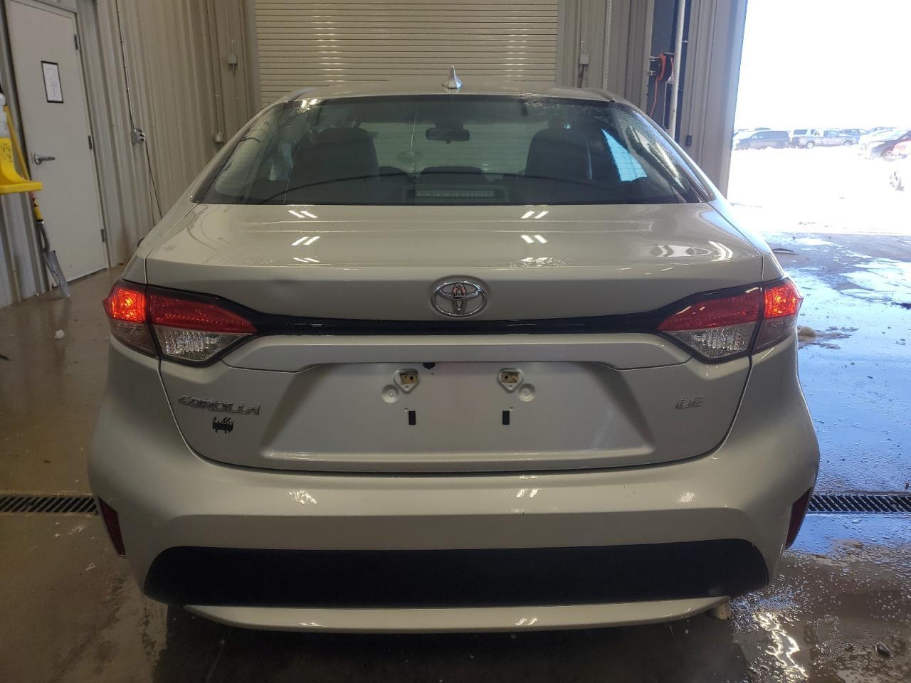 2021 TOYOTA COROLLA LE - Image 6