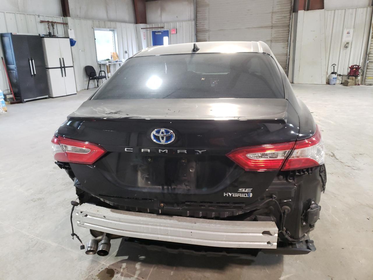2020 TOYOTA CAMRY SE - Image 6