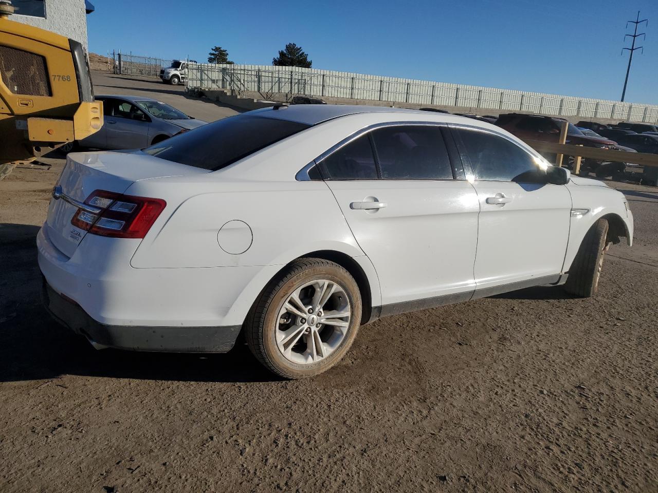 2014 FORD TAURUS SEL - Фото 3