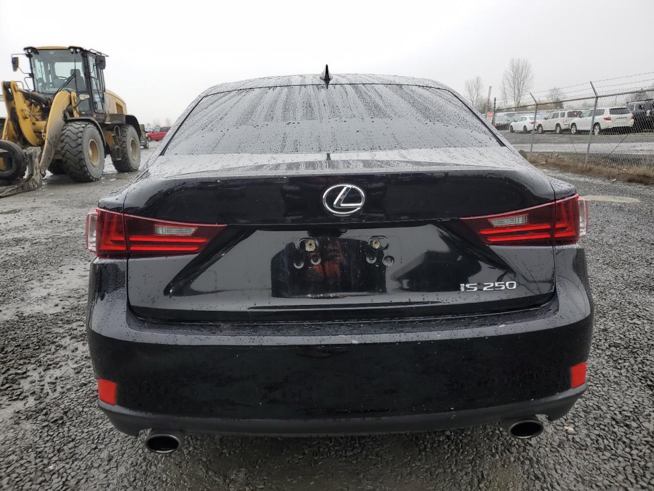 2014 LEXUS IS 250 - Image 6