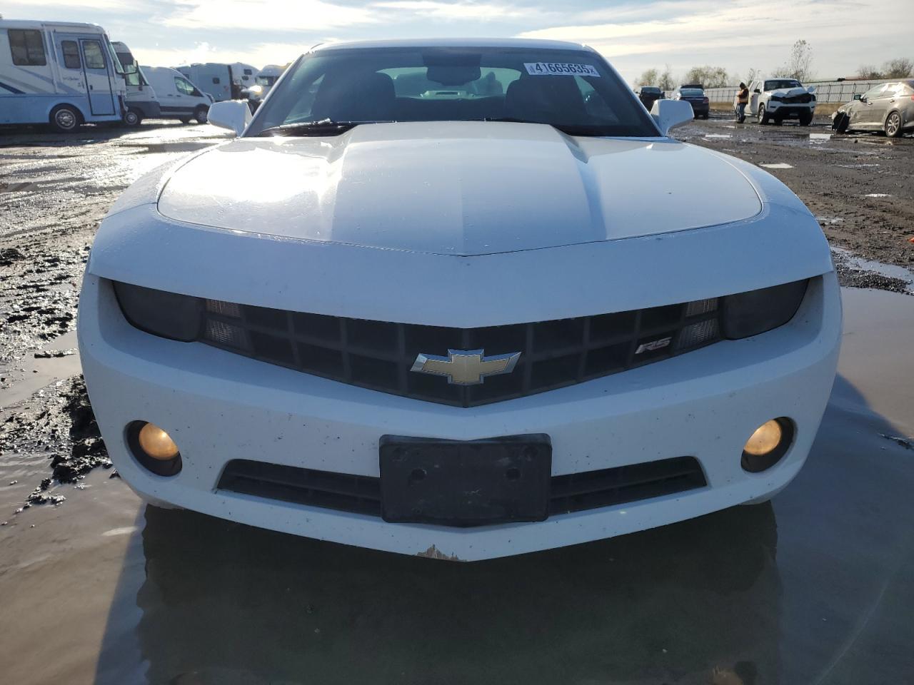 2011 CHEVROLET CAMARO LT - Image 5